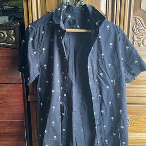 H&M Men's Tropical Short Sleeve Button Up Shirt